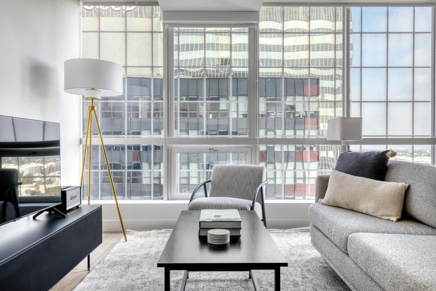 Koreatown W Coworking Pool Nr Metro Lax-875 Los Angeles